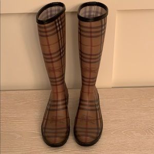 Burberry Rain Boots Size 40